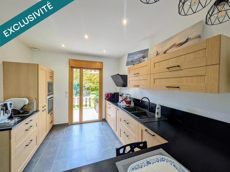 Maison - 149 m² - 7 pièces