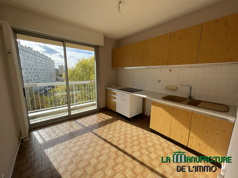 Appartement - 106 m² - 5 pièces