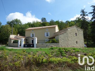 Maison - 132 m² - 3 pièces