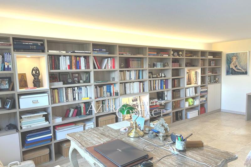 Villa - 295 m² - 5 pièces