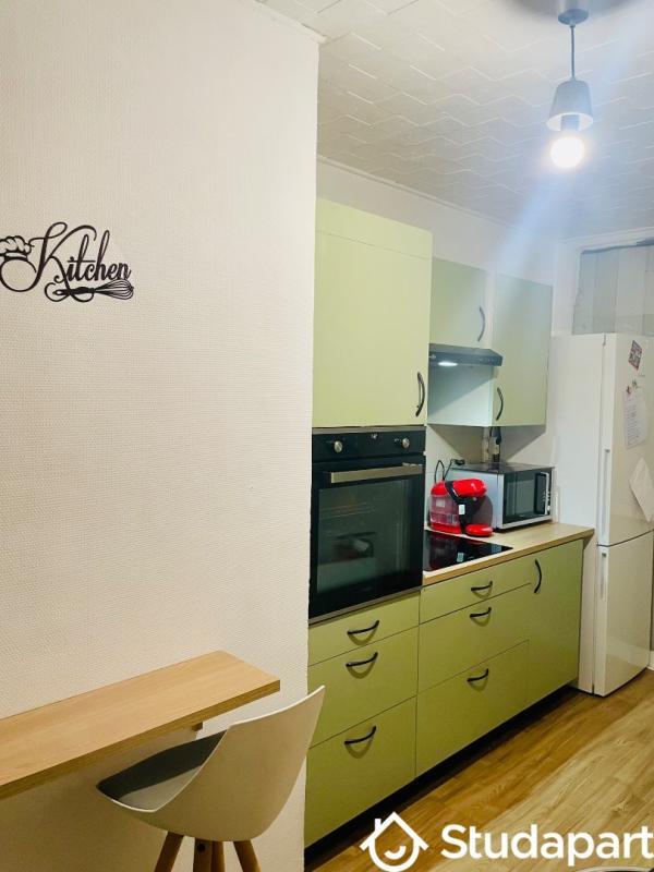 Chambre - 9 m² - 1 pièce