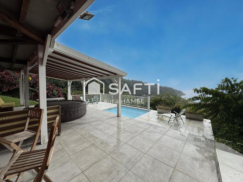 Maison - 145 m² - 4 pièces