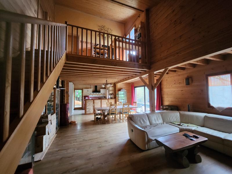 Maison - 175 m² - 7 pièces