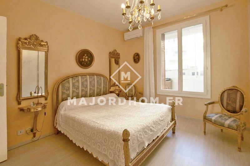 Appartement - 80 m² - 3 pièces