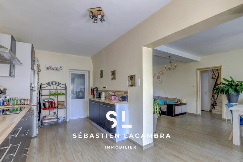 Maison - 139 m² - 6 pièces