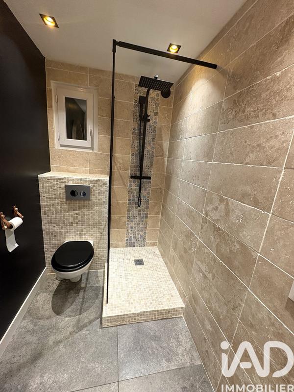 Maison - 177 m² - 6 pièces