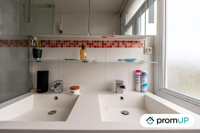 Appartement - 80 m² - 4 pièces