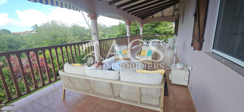 Maison - 122 m² - 5 pièces