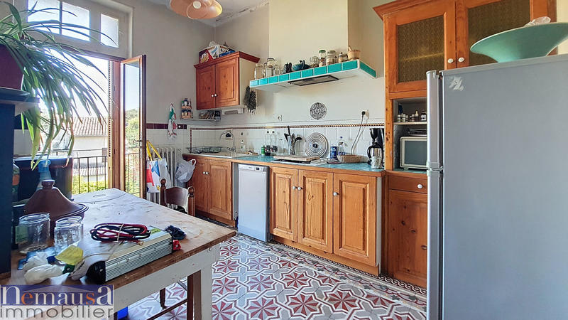 Villa - 239 m² - 9 pièces