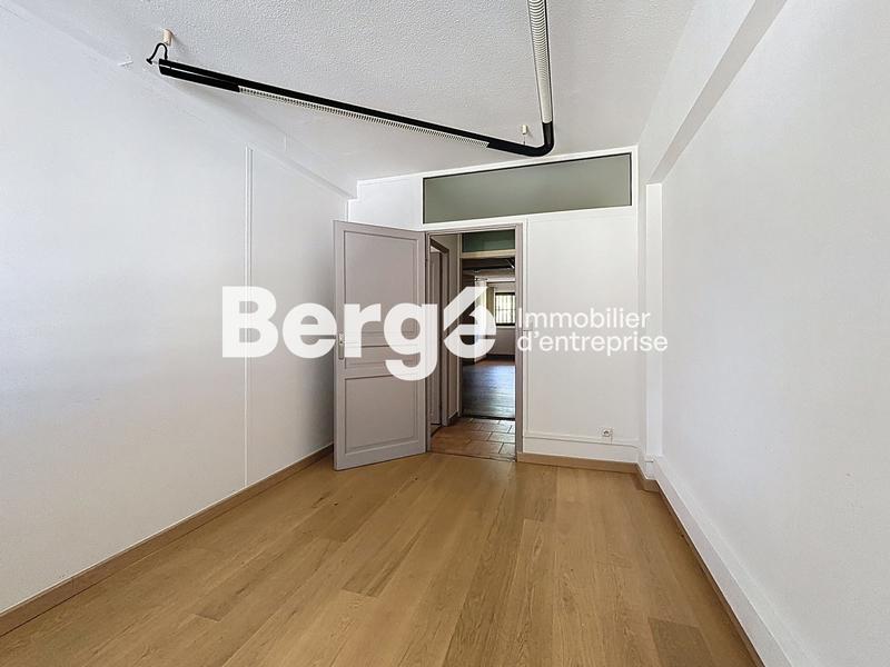 Bureau - 70 m² - 3 pièces