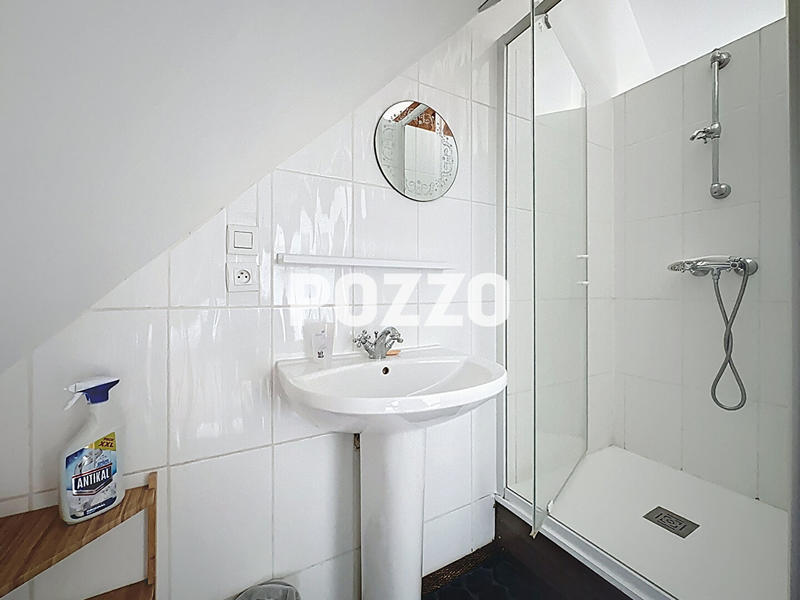 Maison - 171 m² - 8 pièces