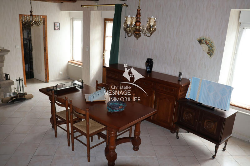 Maison - 180 m² - 8 pièces