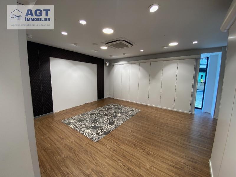 Local commercial - 109 m² - 2 pièces