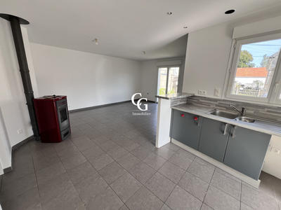 Maison - 80 m² - 4 pièces