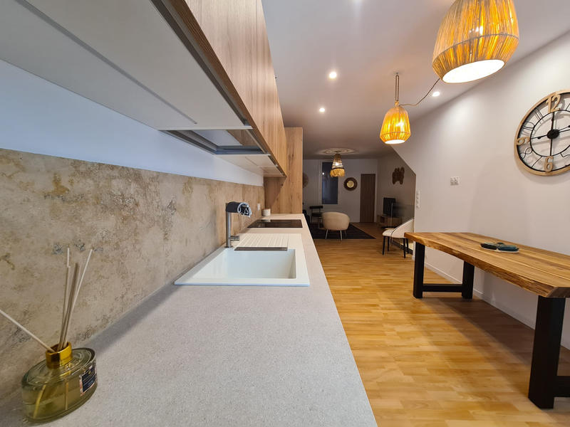 Appartement - 70 m² - 3 pièces