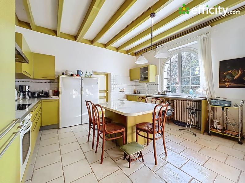 Maison bourgeoise - 275 m² - 8 pièces