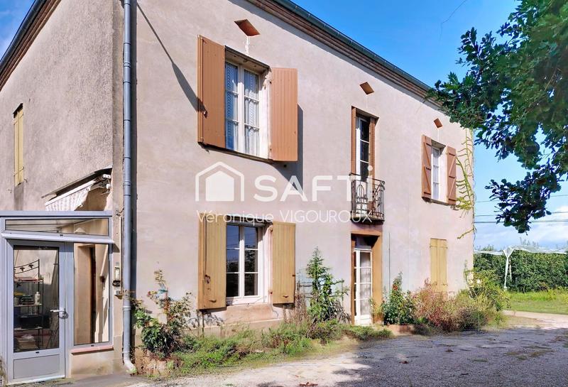 Maison - 260 m² - 7 pièces