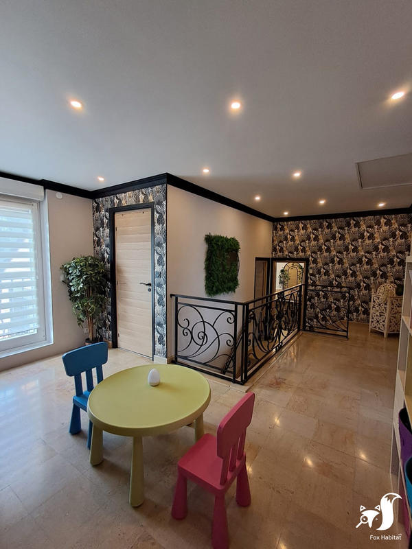 Maison - 194 m² - 7 pièces