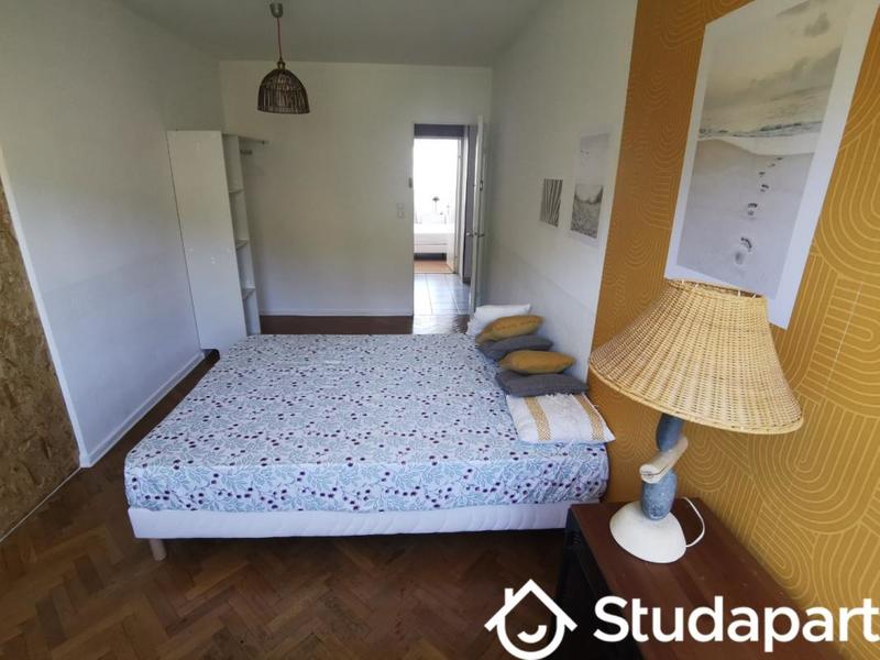 Chambre - 16 m² - 1 pièce