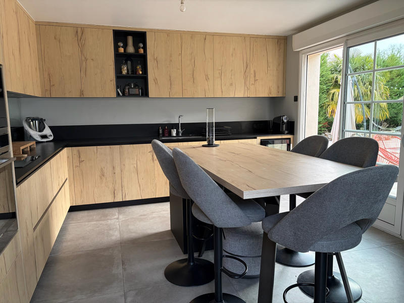 Maison - 175 m² - 6 pièces