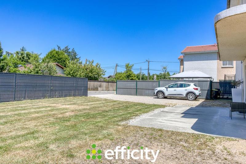 Appartement - 100 m² - 4 pièces