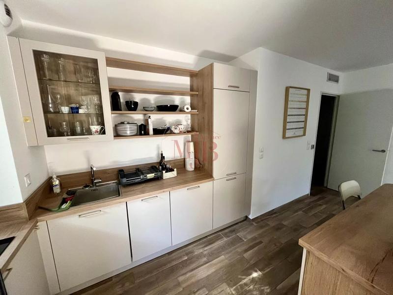 Appartement - 76 m² - 3 pièces