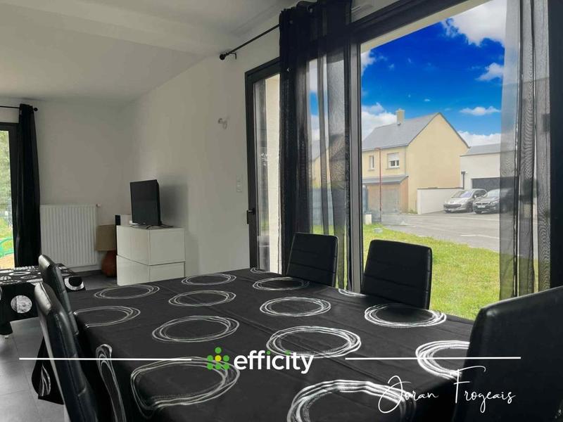 Maison - 137 m² - 8 pièces