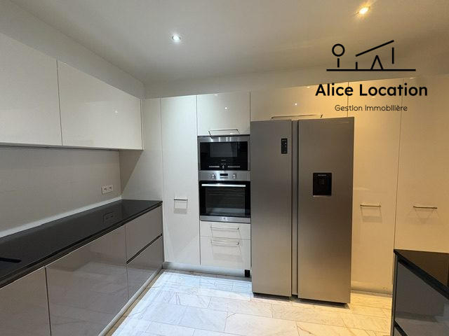 Appartement - 88 m² - 4 pièces