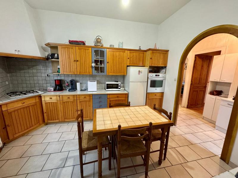 Appartement - 93 m² - 4 pièces