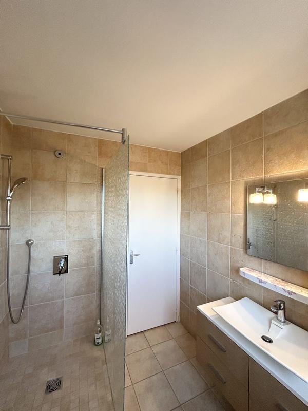 Appartement - 87 m² - 4 pièces