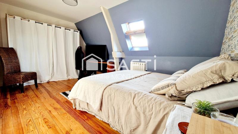 Maison - 200 m² - 7 pièces