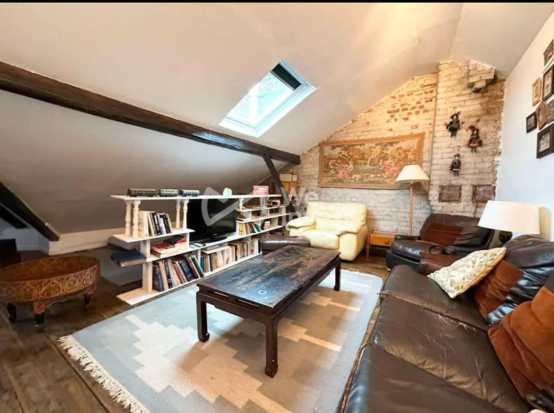 Maison - 309 m² - 12 pièces