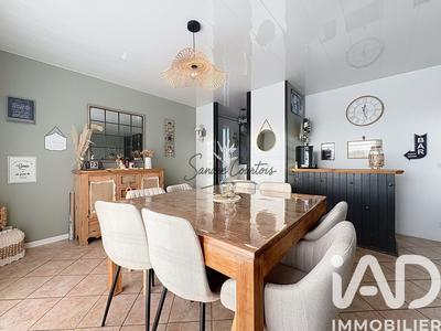 Maison - 90 m² - 4 pièces