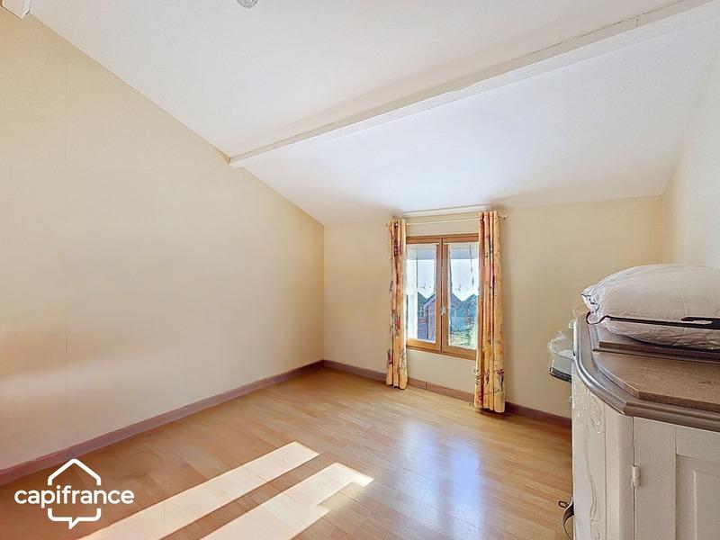 Maison - 131 m² - 7 pièces