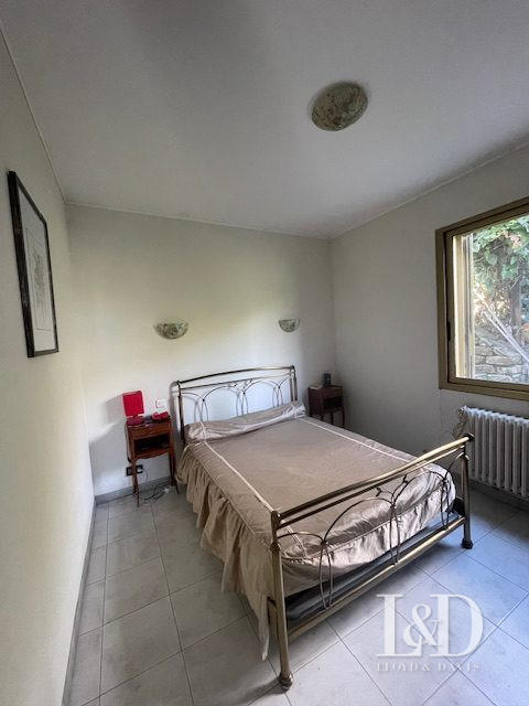 Maison - 185 m² - 7 pièces