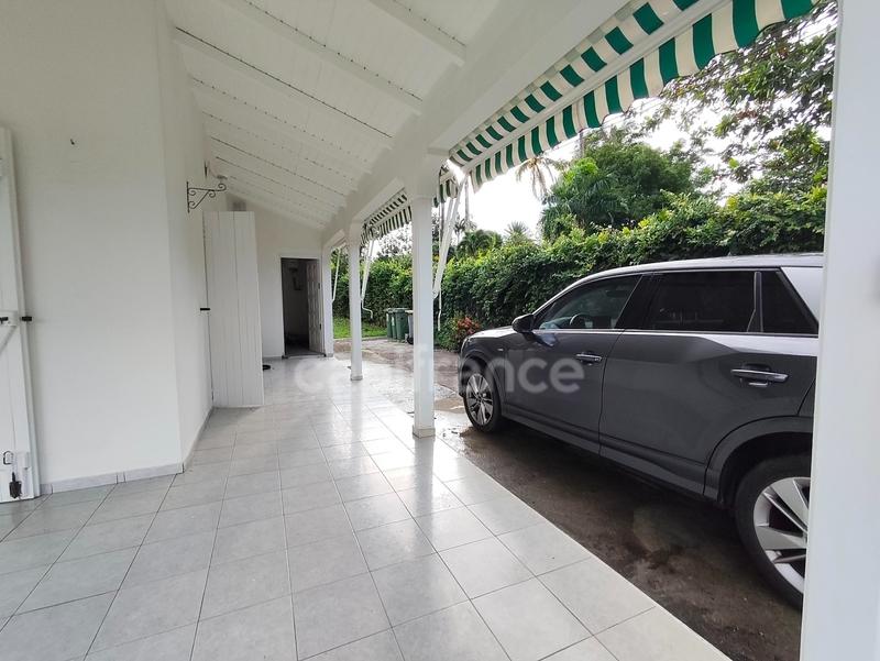 Maison - 128 m² - 5 pièces