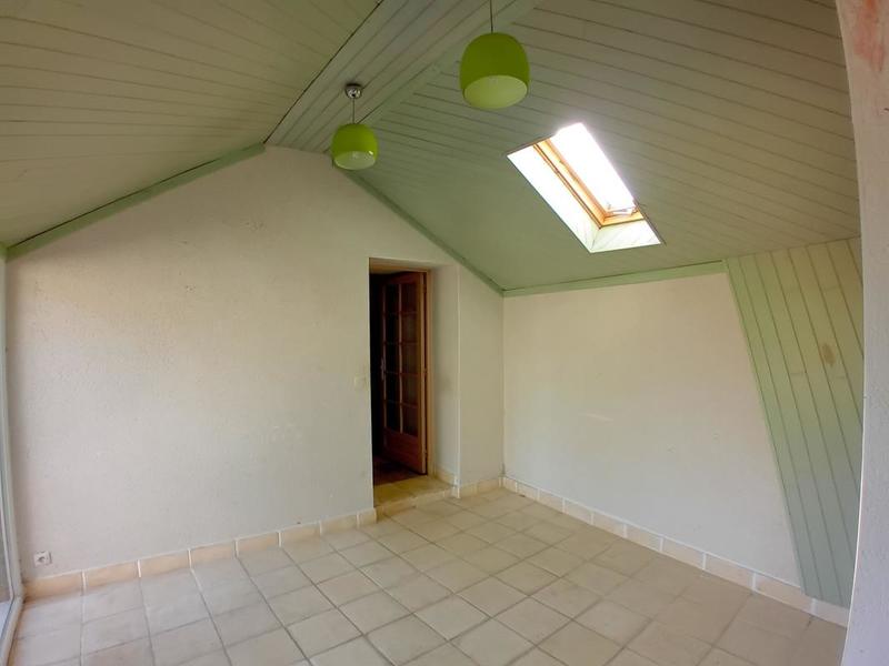 Maison - 200 m² - 5 pièces
