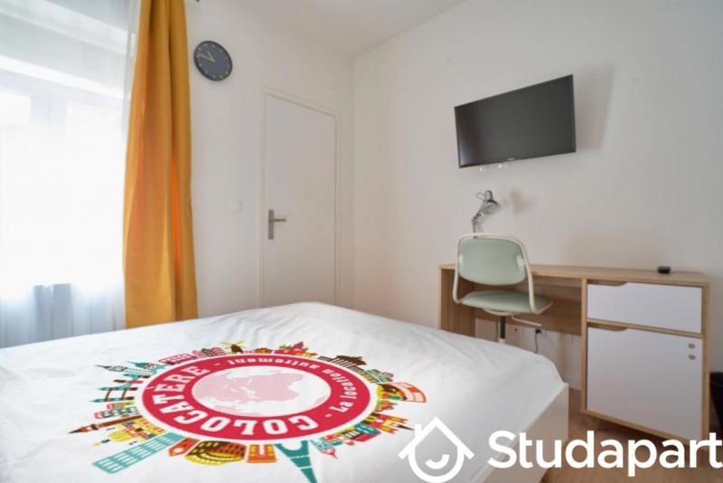 Chambre - 12 m² - 1 pièce