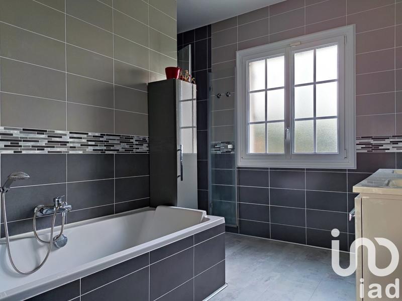 Maison - 164 m² - 7 pièces