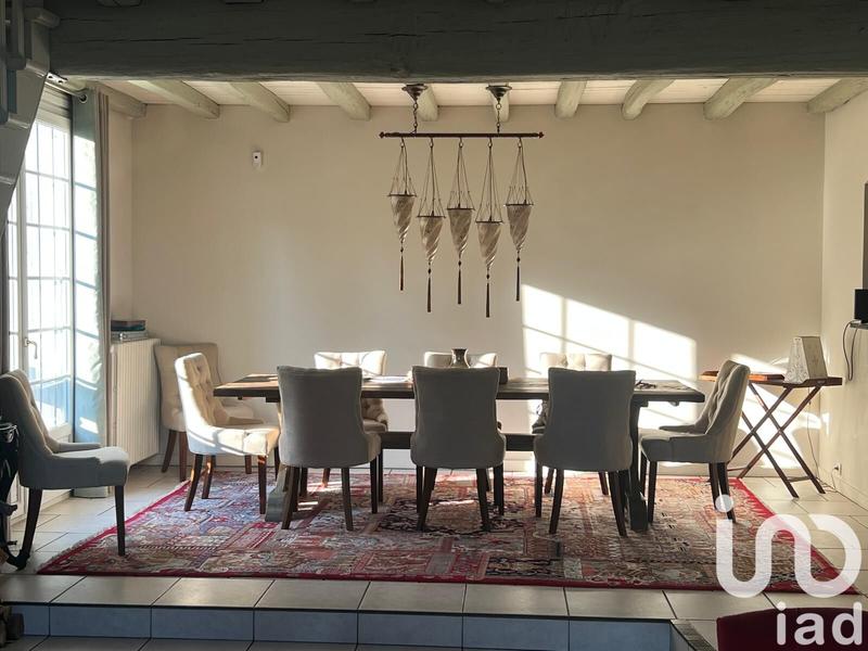 Maison - 400 m² - 8 pièces