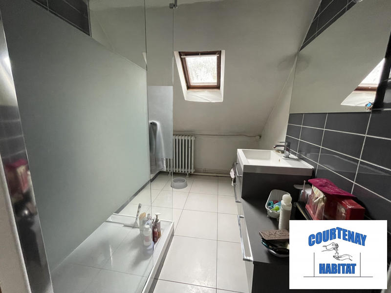 Appartement - 140 m² - 3 pièces