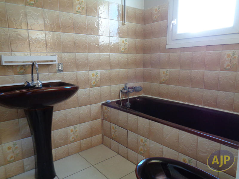 Maison - 113 m² - 6 pièces