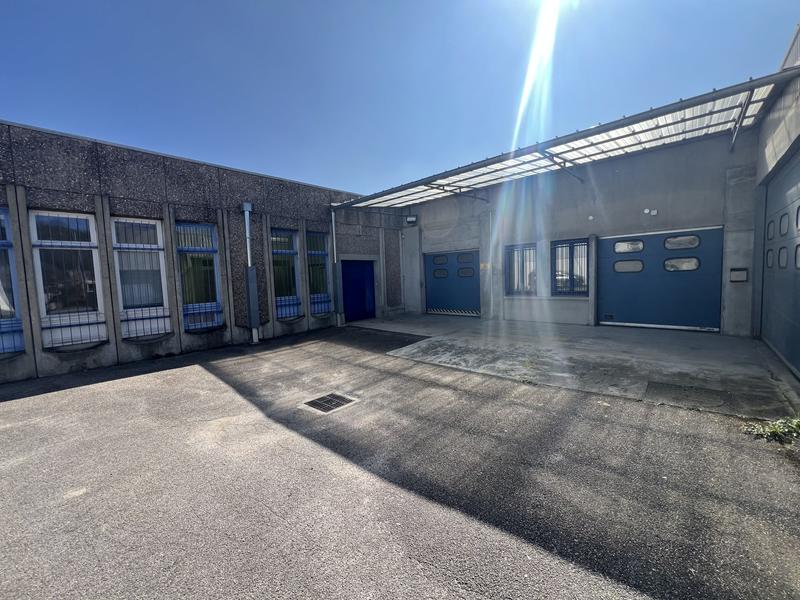 Local commercial - 394 m²