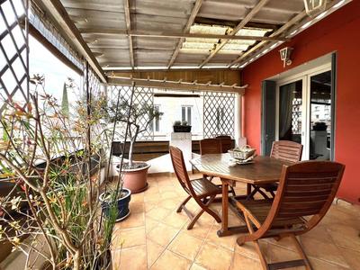 Maison de ville - 245 m² - 5 pièces