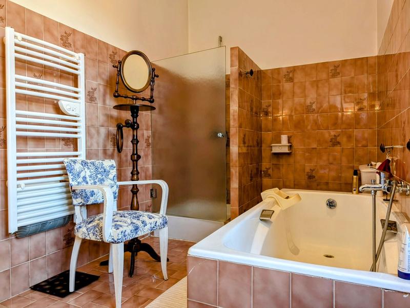 Maison - 176 m² - 8 pièces