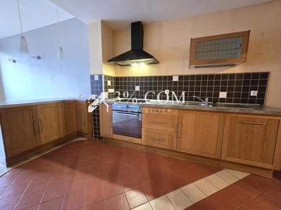 Appartement - 49 m² - 3 pièces