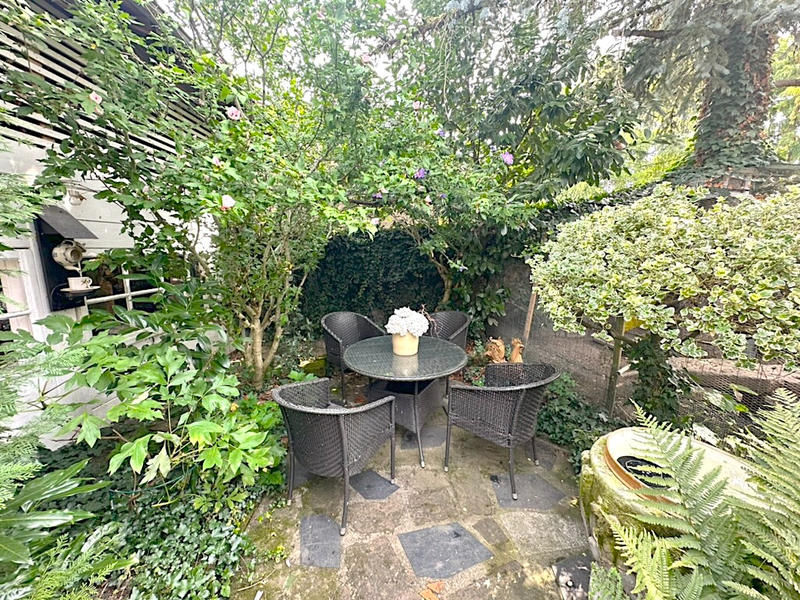 Maison - 200 m² - 6 pièces