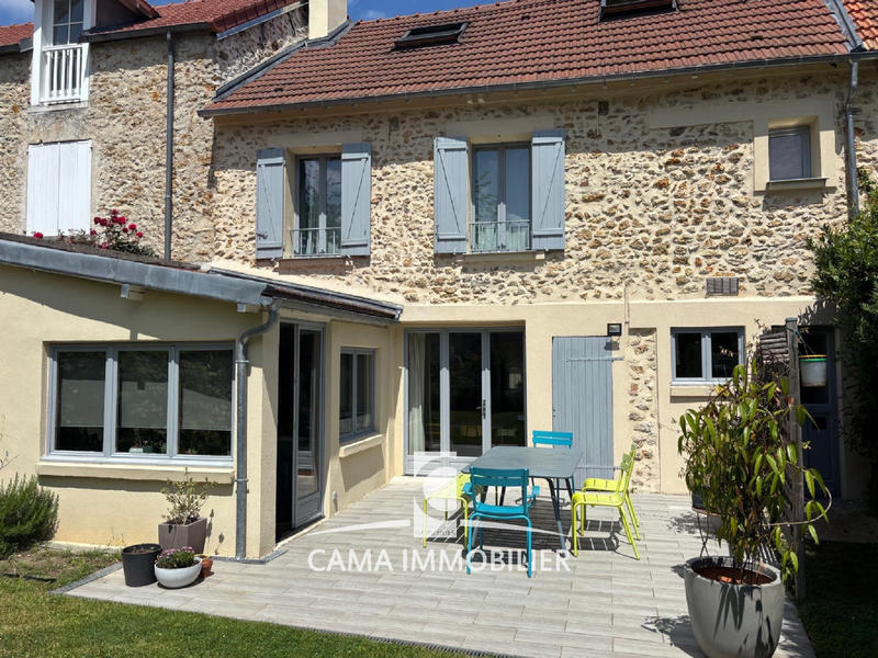 Maison - 130 m² - 6 pièces