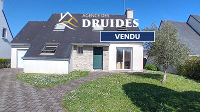 Maison - 94 m² - 6 pièces