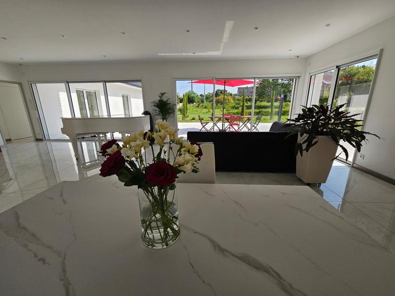 Maison - 130 m² - 4 pièces